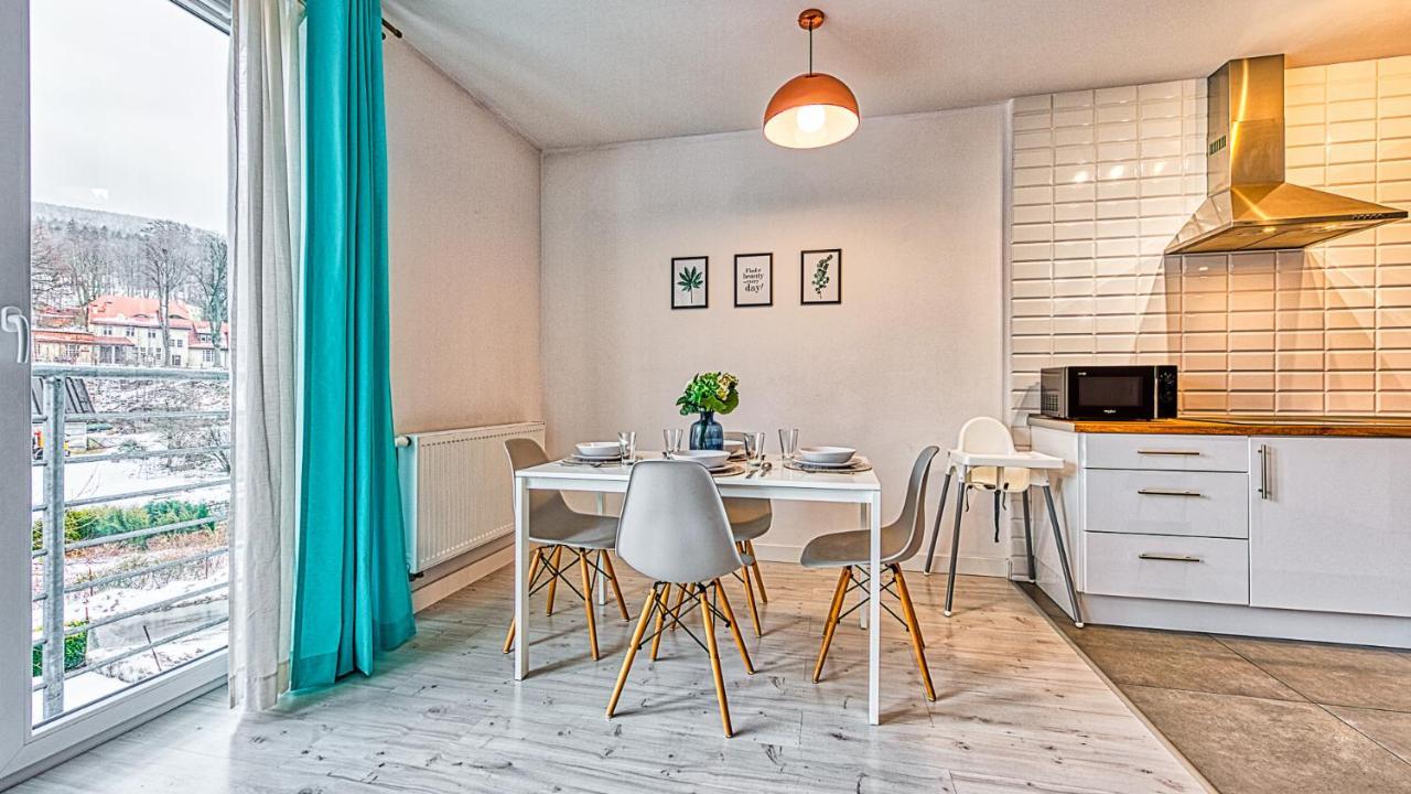 Apartamenty 11-Go 26 I 22 Listopada By Royal Aparts Świeradów-Zdrój Esterno foto