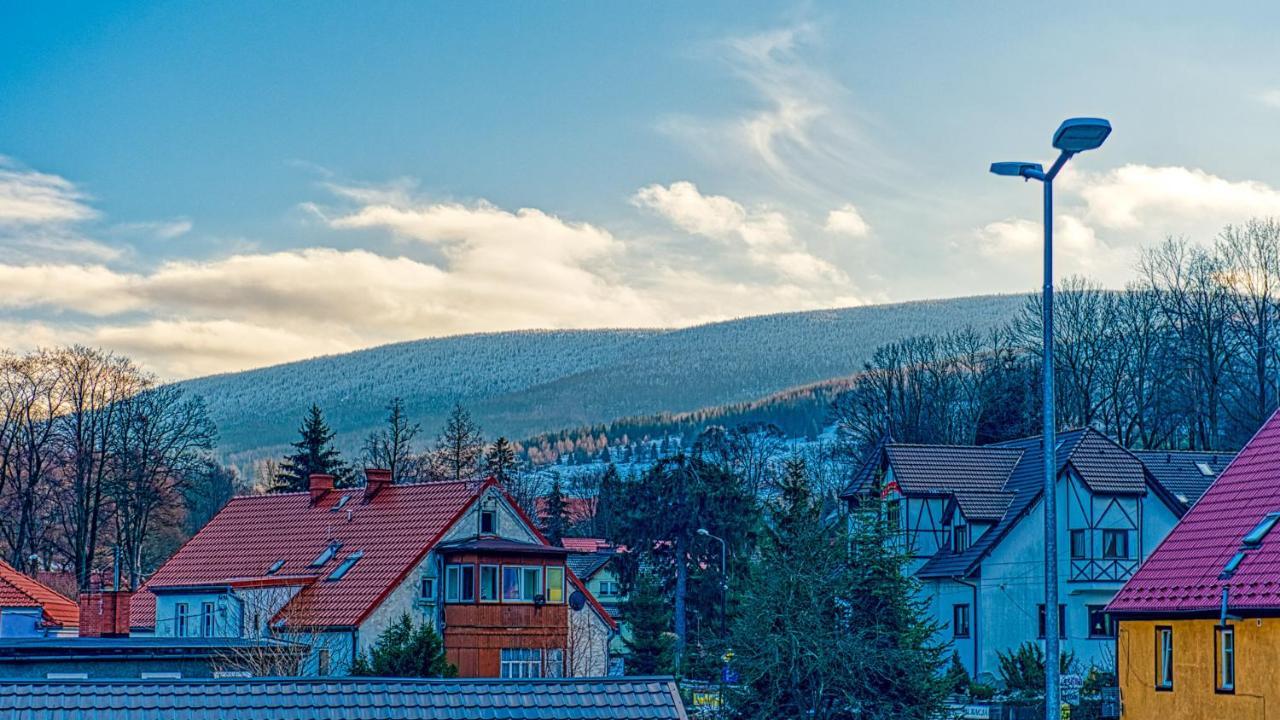 Apartamenty 11-Go 26 I 22 Listopada By Royal Aparts Świeradów-Zdrój Esterno foto