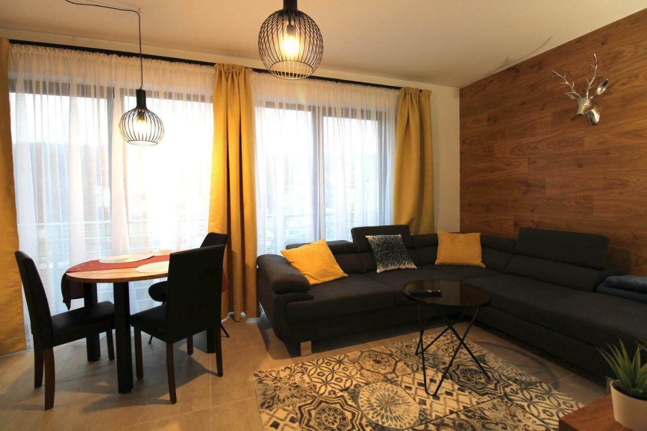 Apartamenty 11-Go 26 I 22 Listopada By Royal Aparts Świeradów-Zdrój Esterno foto