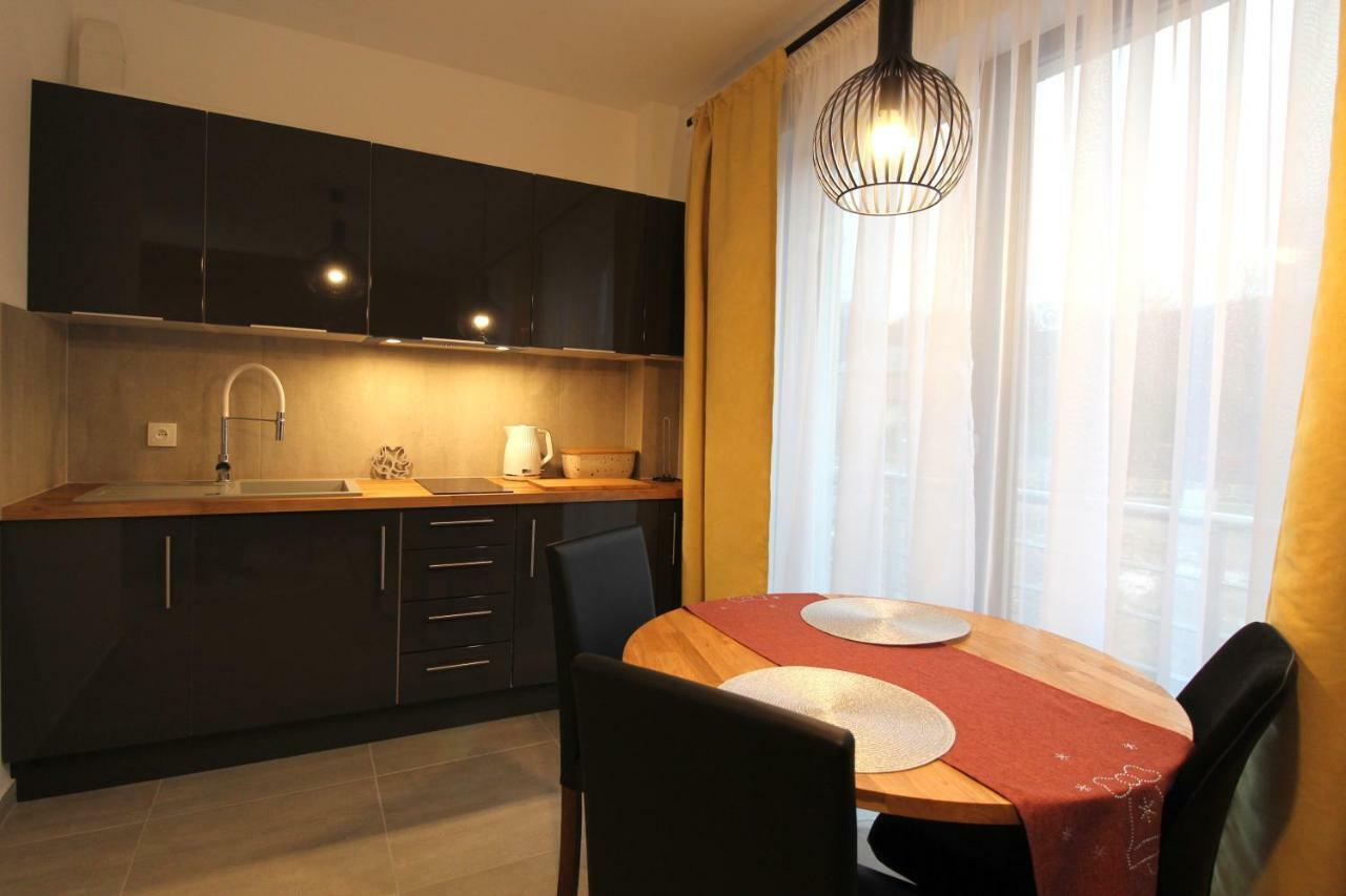 Apartamenty 11-Go 26 I 22 Listopada By Royal Aparts Świeradów-Zdrój Esterno foto